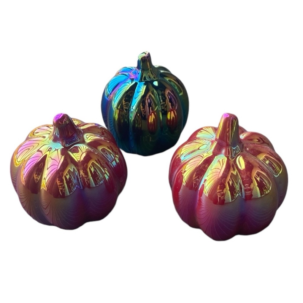3 Iridescent Target Bullseye Pumpkins - Picture 1 of 14